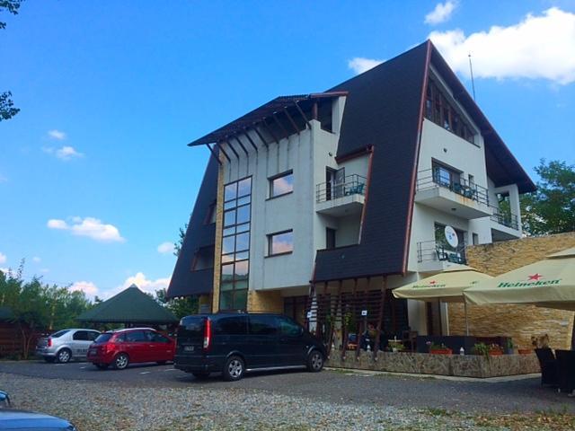 Pensiunea Carpe Diem Ramnicu Valcea Exterior photo