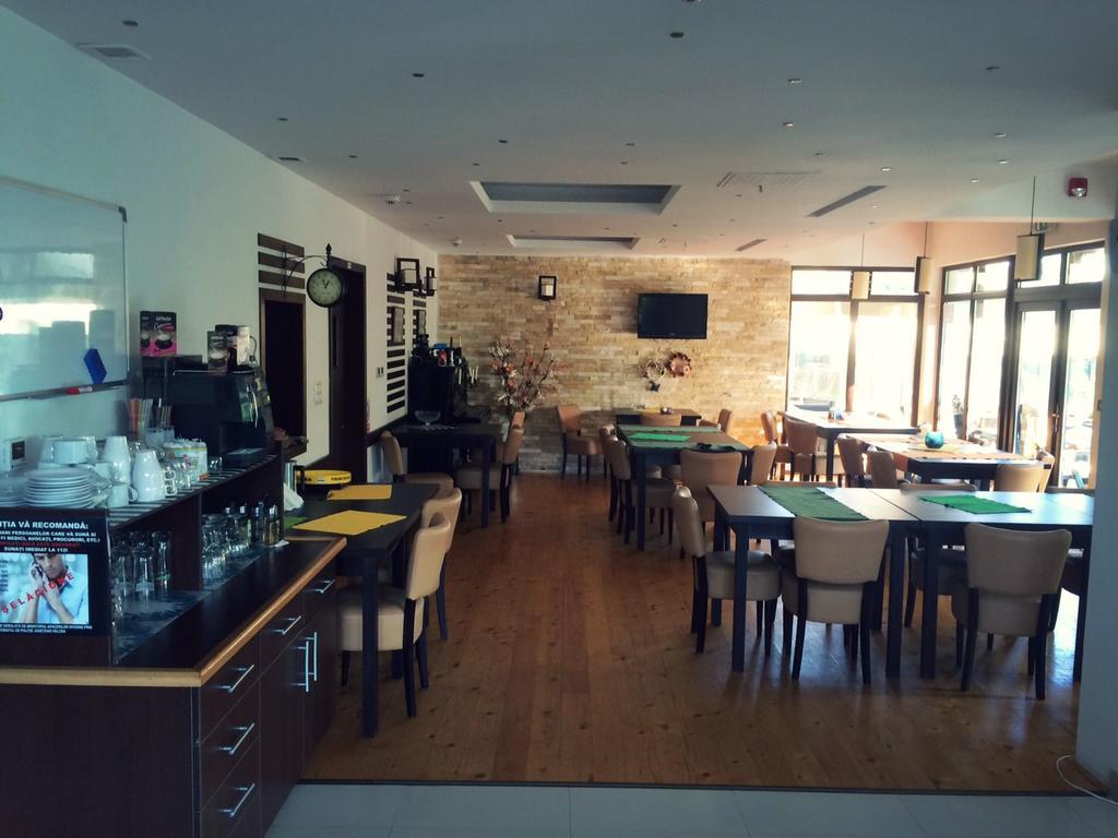 Pensiunea Carpe Diem Ramnicu Valcea Exterior photo