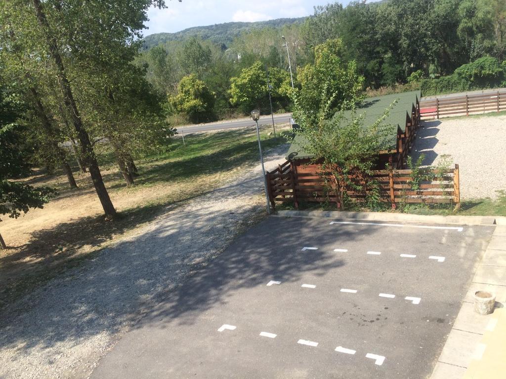 Pensiunea Carpe Diem Ramnicu Valcea Exterior photo